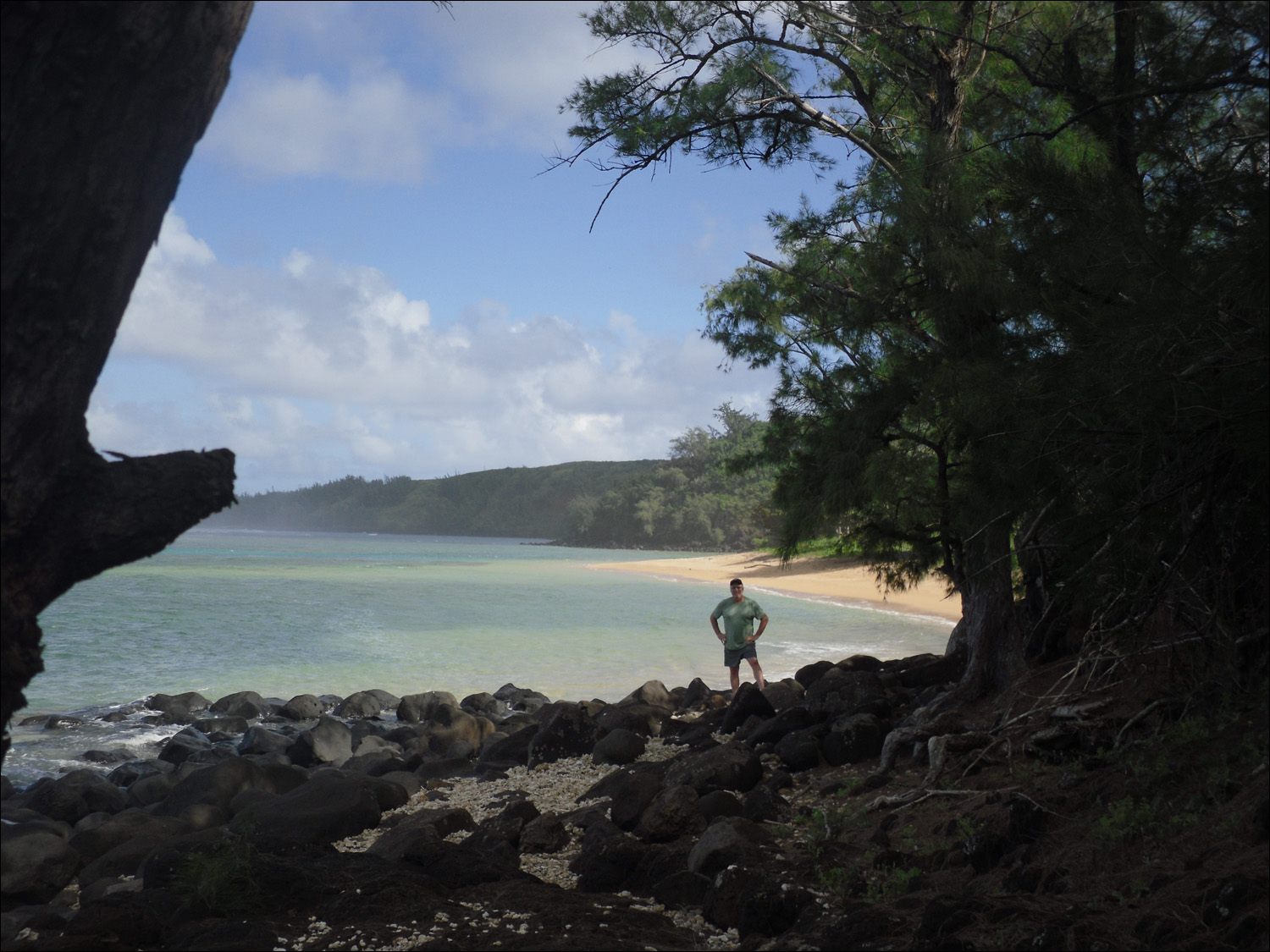 Hike to Pilaa Beach